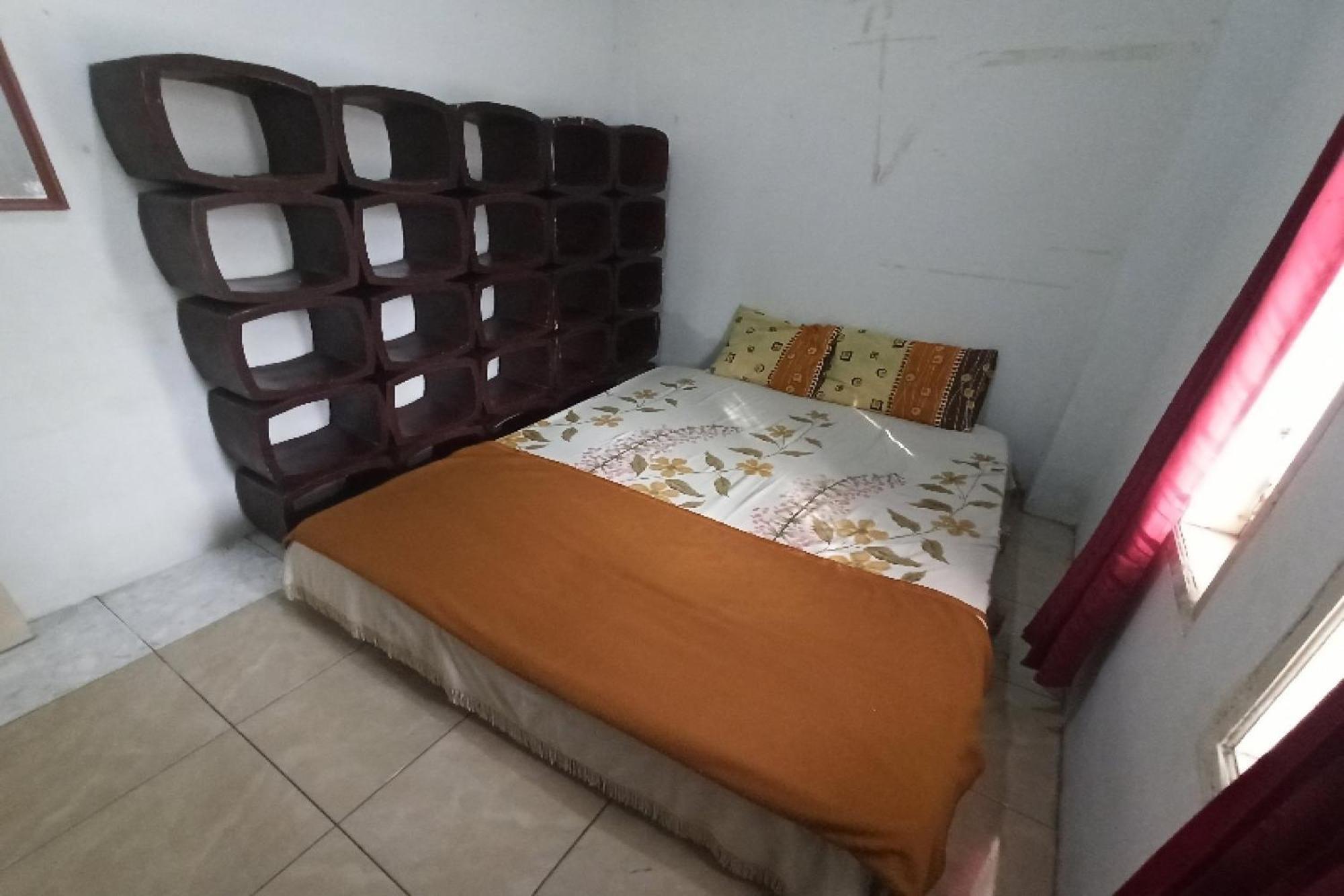 Oyo Life 91339 Pondok Kost Aulia Syariah غاروت المظهر الخارجي الصورة